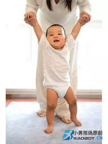 八种异常姿势来快速判断宝宝是否有脑瘫