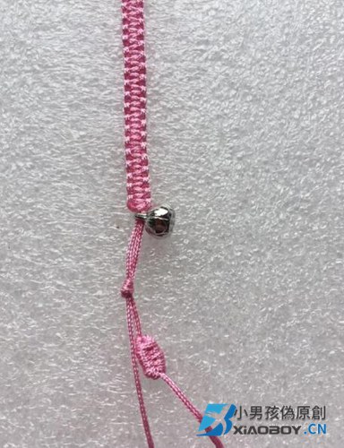 手工编织：平结五彩手链的简单编法