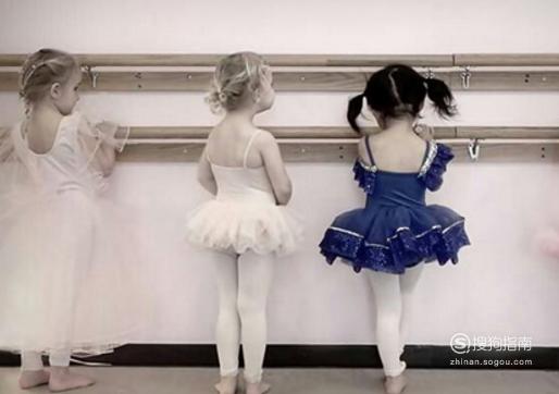 小孩几岁可以学芭蕾舞