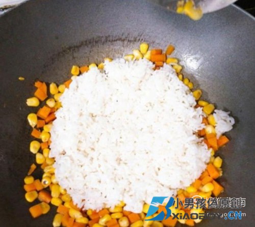 玉米炒饭的制作方法