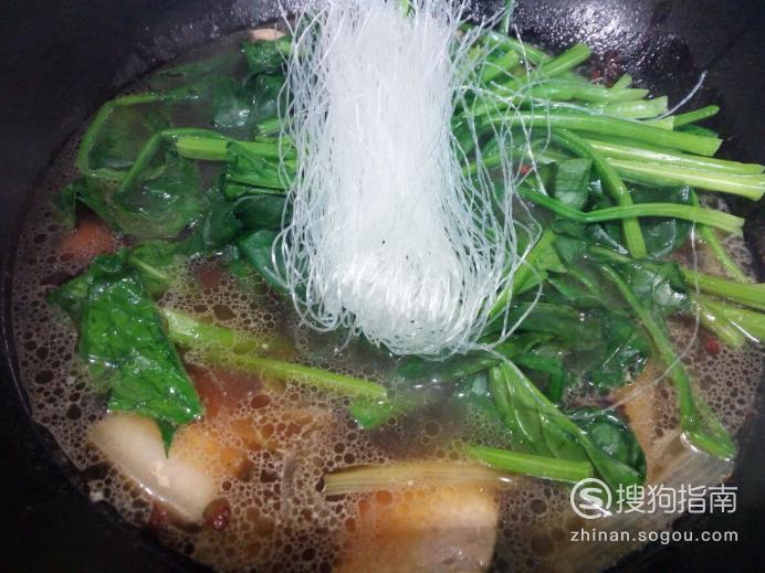 五花肉菠菜汤的家常做法