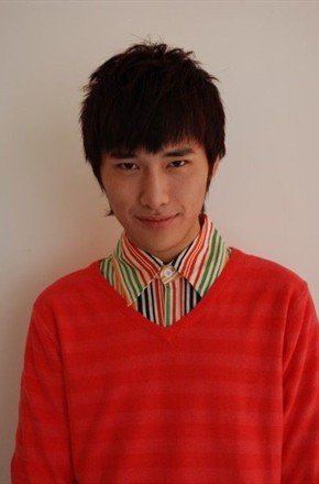 朱梓骁Peer个人资料_182cm_1986年8月13日