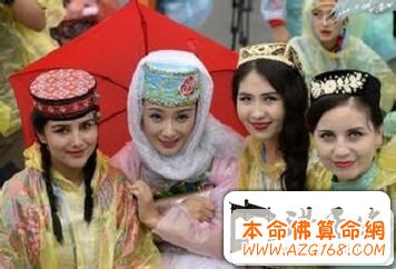 塔吉克族男女服饰究竟有什么讲究