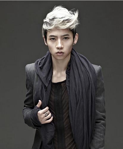 1976年龙的生活是怎样的