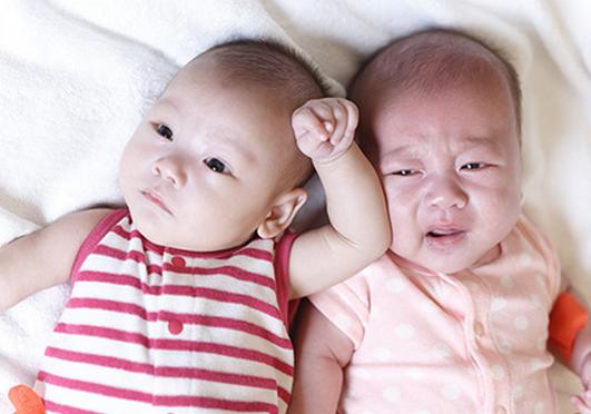 教你2016年新生双胞胎的名字