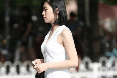 没有凌乱线条的女人看手相好吗