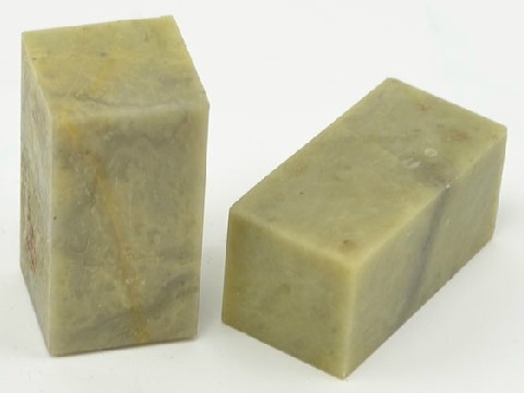 青金石和青田石有什么区别