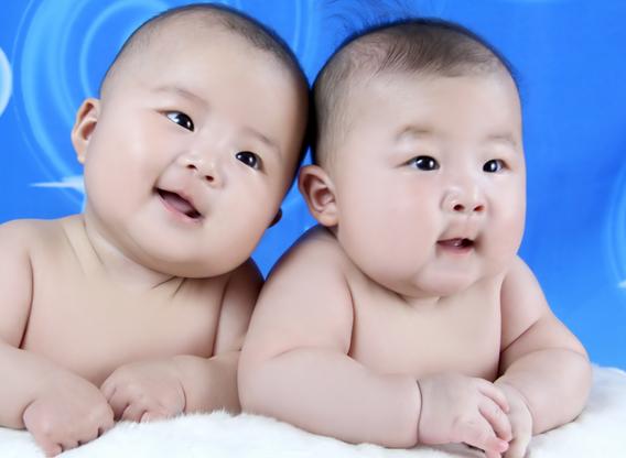 猴年如何给双胞胎男孩取名