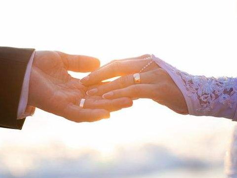 男马90年女羊91年婚姻90马男和91羊女配