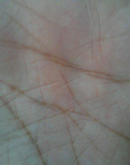 感情线断裂的男人该如何选择算命婚姻？