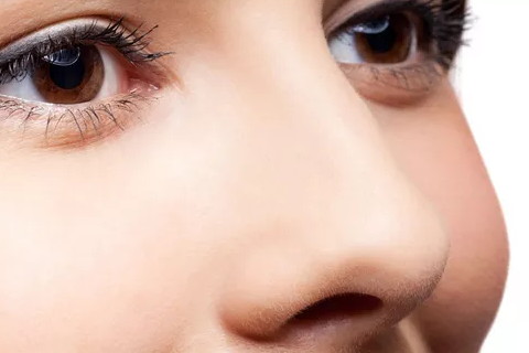 鼻子面向天空，鼻子面向天空的人怎么样