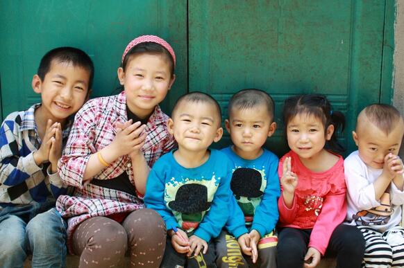 八个字符打破了兄弟姐妹的数量