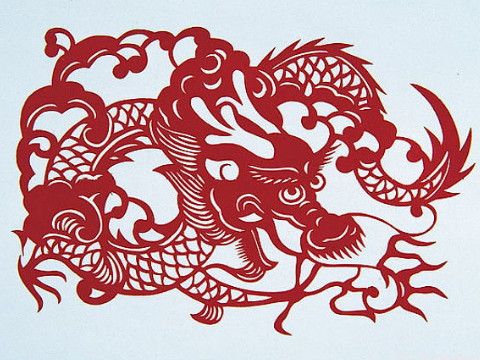 2000属龙男配什么属相好 2000男龙忌配什么属相