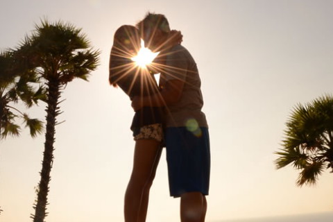 一个婚姻坎坷的男人，注定是艰辛和辛苦的