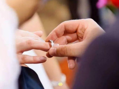 鸡人离不开蛇鸡和蛇的结合