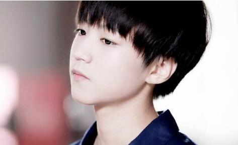 当红小鲜肉李淑昕面