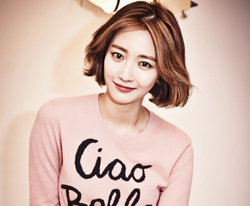 看着熟人——微笑