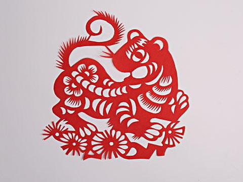 1998年出生，现在2021年几岁