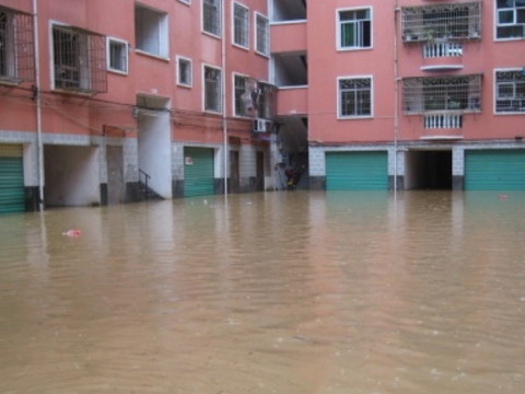 梦见房子被大水淹了