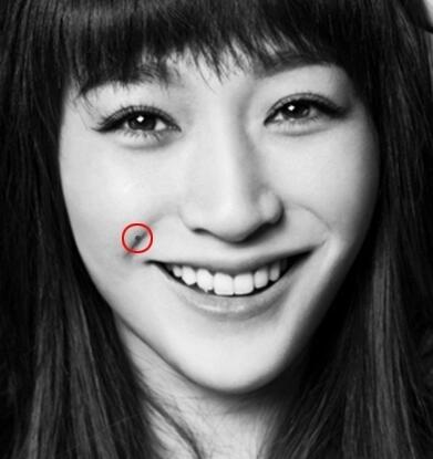 玉玺上有痣吗？