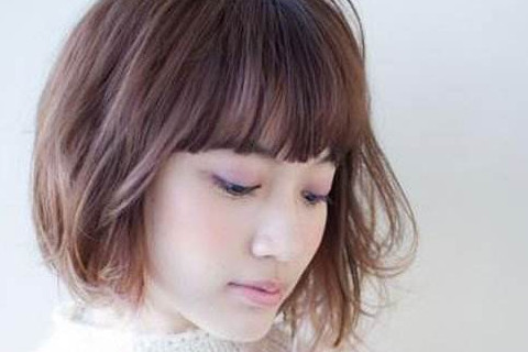 家里是不是不能挂伤感扭曲装饰画