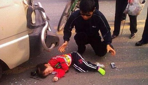 梦见自己开车撞了人，详细解释周公的预兆好不好