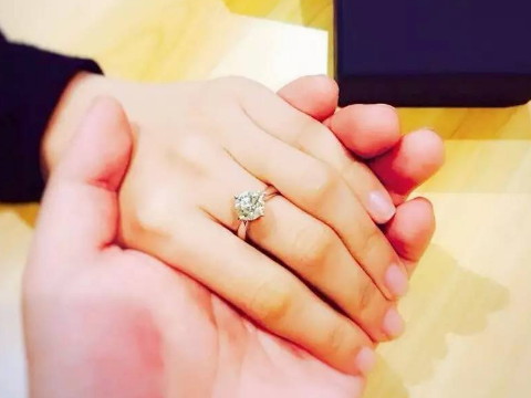 两个88年属龙结婚好不好 婚姻幸福吗