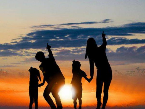 2021年，夫妻二人都老到不能再破解