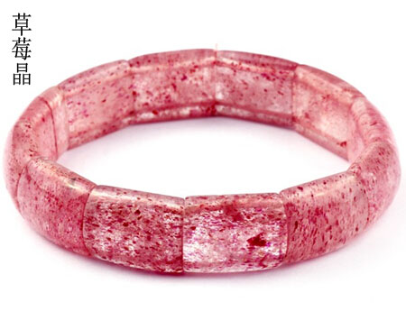 草莓晶和粉水晶哪个招桃花效果最好