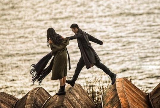 什么生肖最适合属鸡的水瓶座