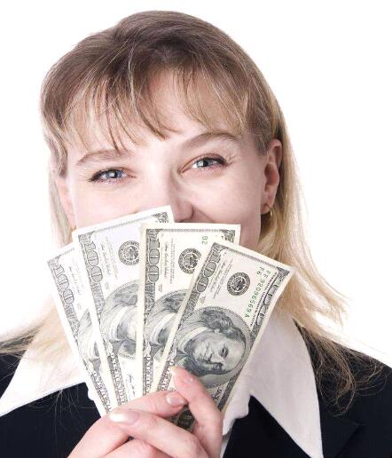 什么时候出生的人财富出众？