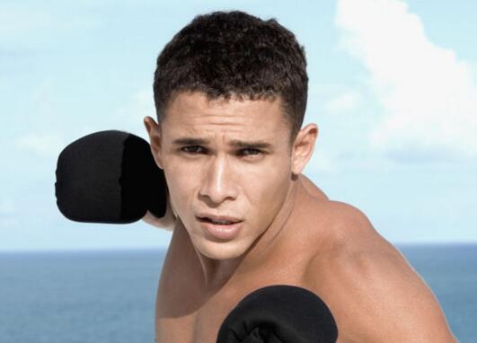 六个字伤心网名男孩