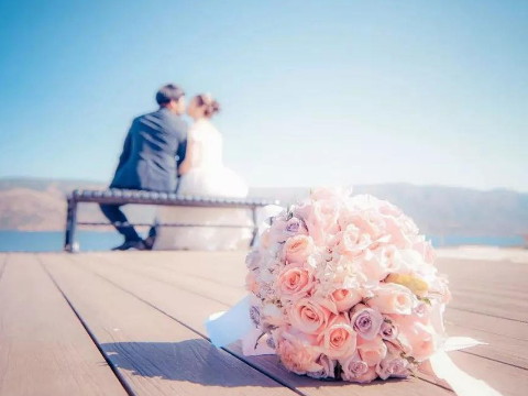 八字测婚姻 婚姻一生坎坷的八字