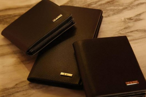 什么颜色的钱包赚钱