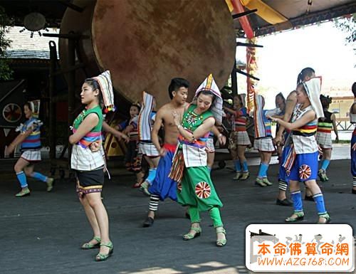 基诺族住什么房子基诺族人最喜欢住竹楼