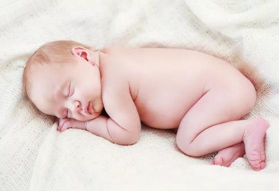 国王这个词旁边有什么词